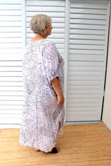 Long Kaftan In Grey Animal