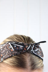 Solid Paisley Headband in Black