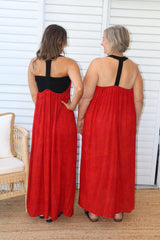 T Bar Maxi Dress In Speckle Red