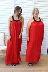 T Bar Maxi Dress In Speckle Red