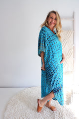 Long Kaftan In Blue Tie Dye