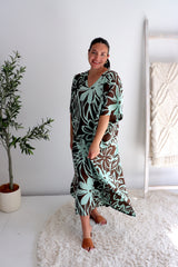 Long Kaftan In Hibiscus Mint