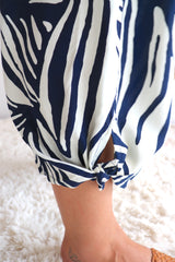 Whitehaven 3/4 Elastic Pant In Paradise Palm Navy