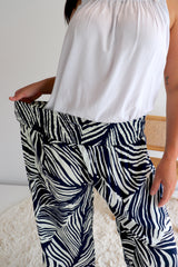 Whitehaven 3/4 Elastic Pant In Paradise Palm Navy