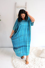 Long Kaftan In Blue Tie Dye