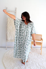 Long Kaftan Cloud in Sage