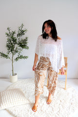 Whitehaven 3/4 Elastic Pant In Paradise Palm in Latte