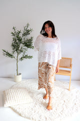 Whitehaven 3/4 Elastic Pant In Paradise Palm in Latte