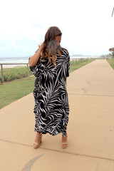 Long Kaftan In Black Vine