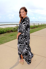 Long Kaftan In Black Vine