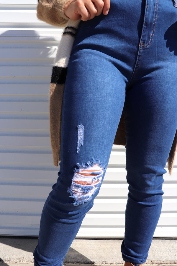 Ripped Jeans - only 1 size 8 & 12 left