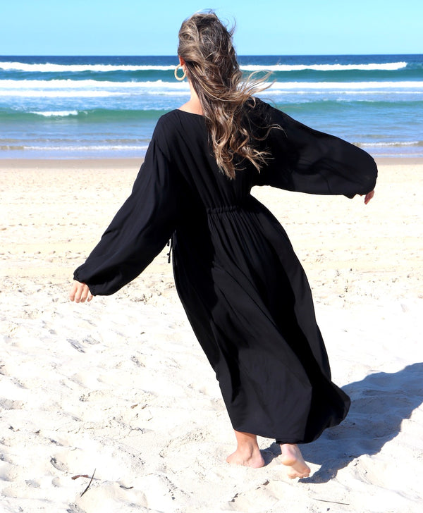 Audrey Long Sleeve Maxi in Black