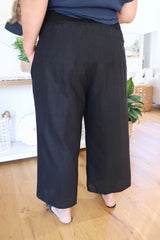 Elastic Cotton 3/4 Pant In Black