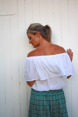 Love The Frill On Or Off the Shoulders Top In White