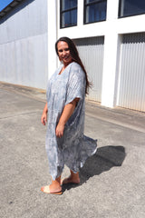 Long Kaftan In Grey Feathers