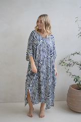 Long Kaftan In Zebra Navy