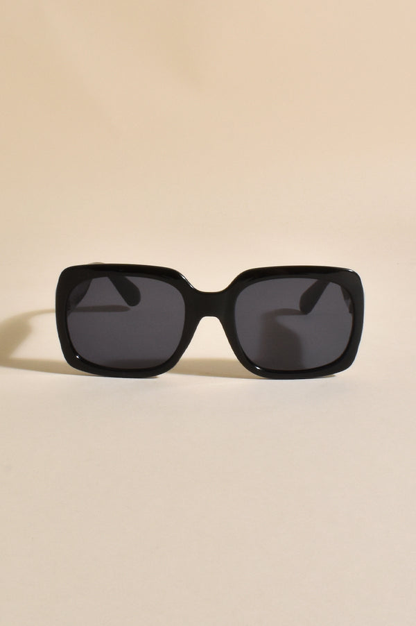 Impeccable weekend Sunglasses