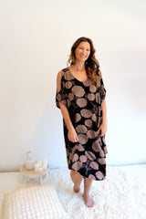 Cold Shoulder Dress In Black Tea