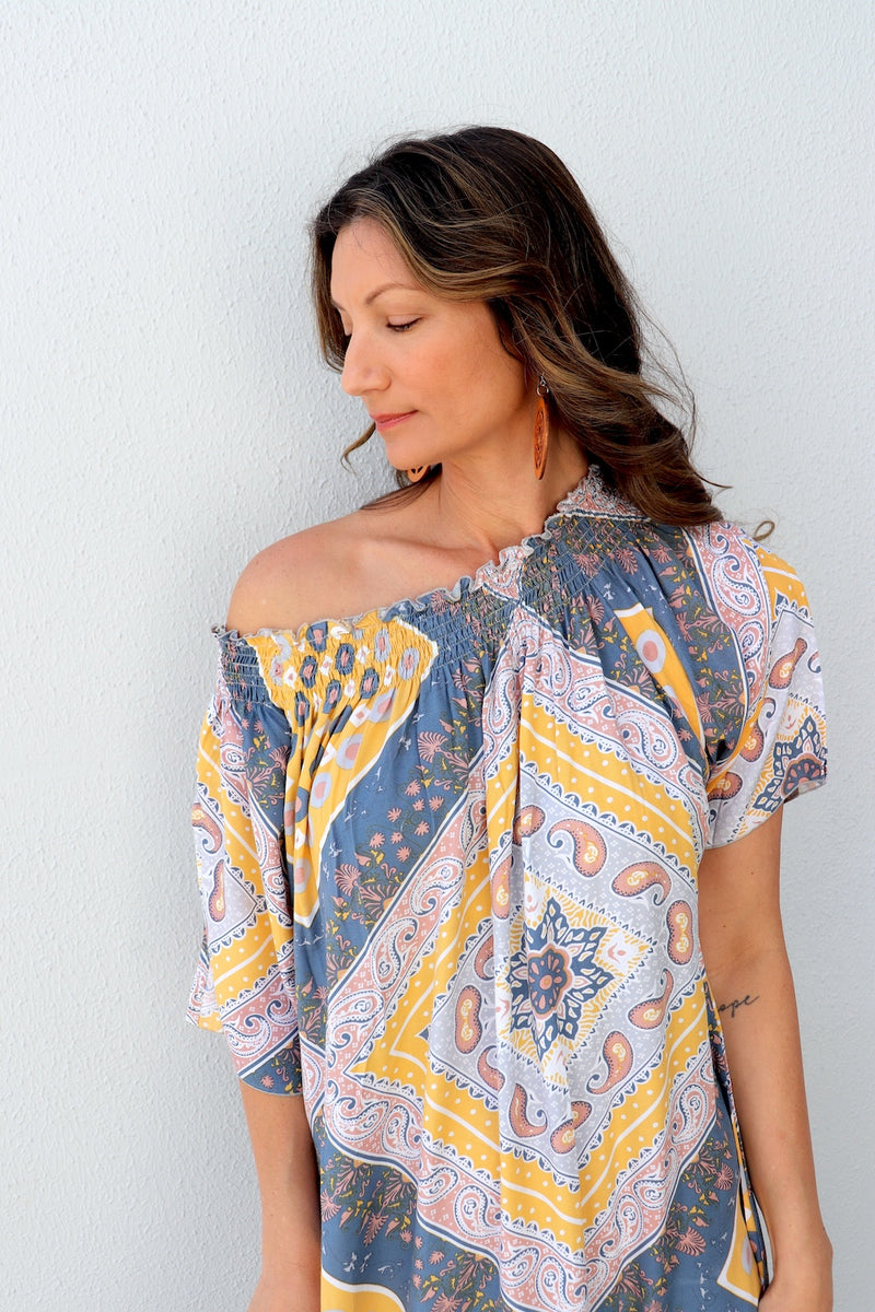 Freedom On/Off Shoulder Kaftan in Island Yellow/Grey