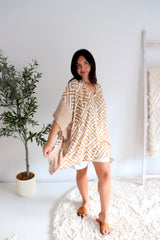 Short Kaftan in Corinthian Coast Taupe/Gold