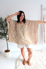 Short Kaftan in Corinthian Coast Taupe/Gold