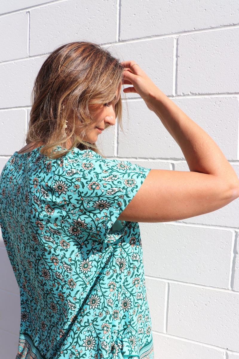 Amalfi Short Sleeve Top In Cottage Vine