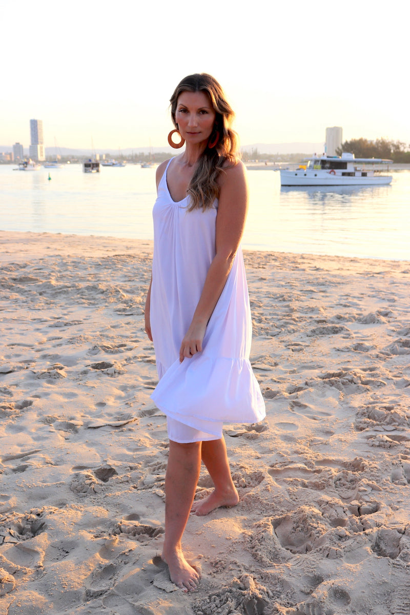 Oasis Dress in White