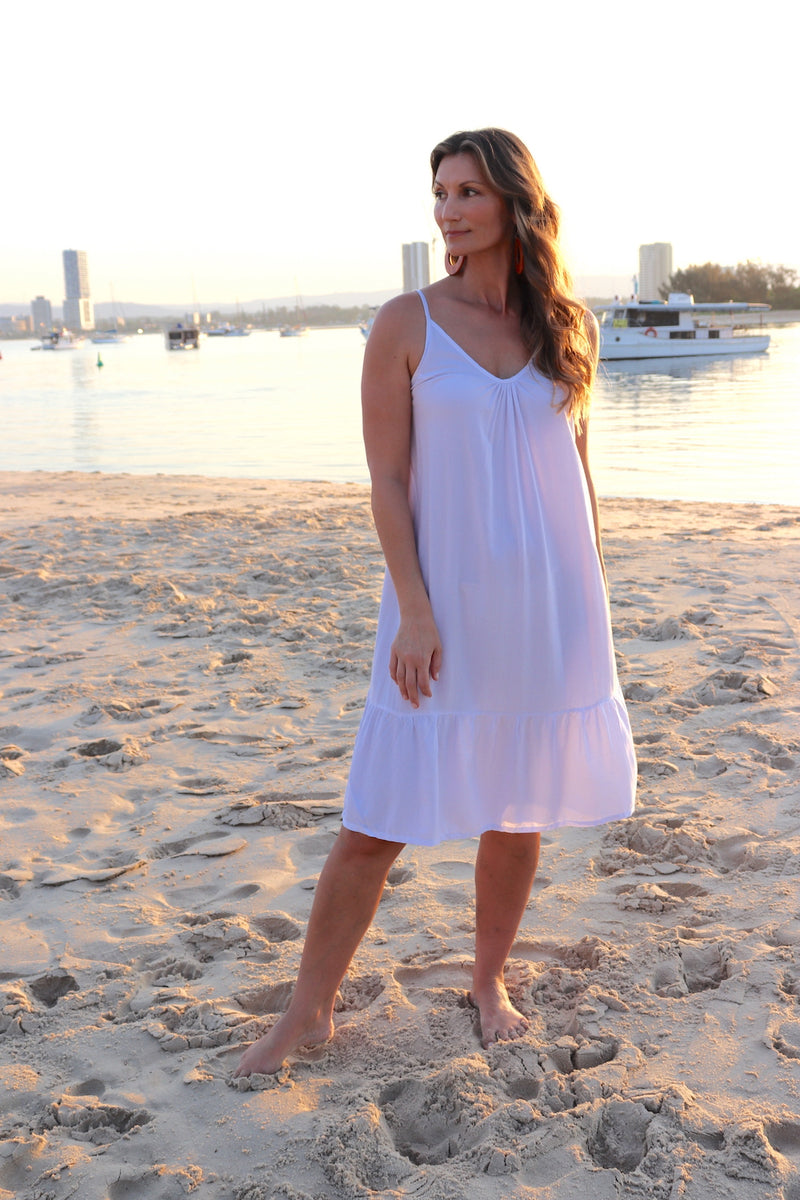 Oasis Dress in White