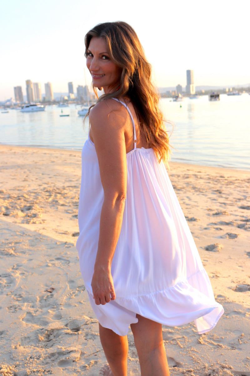 Oasis Dress in White