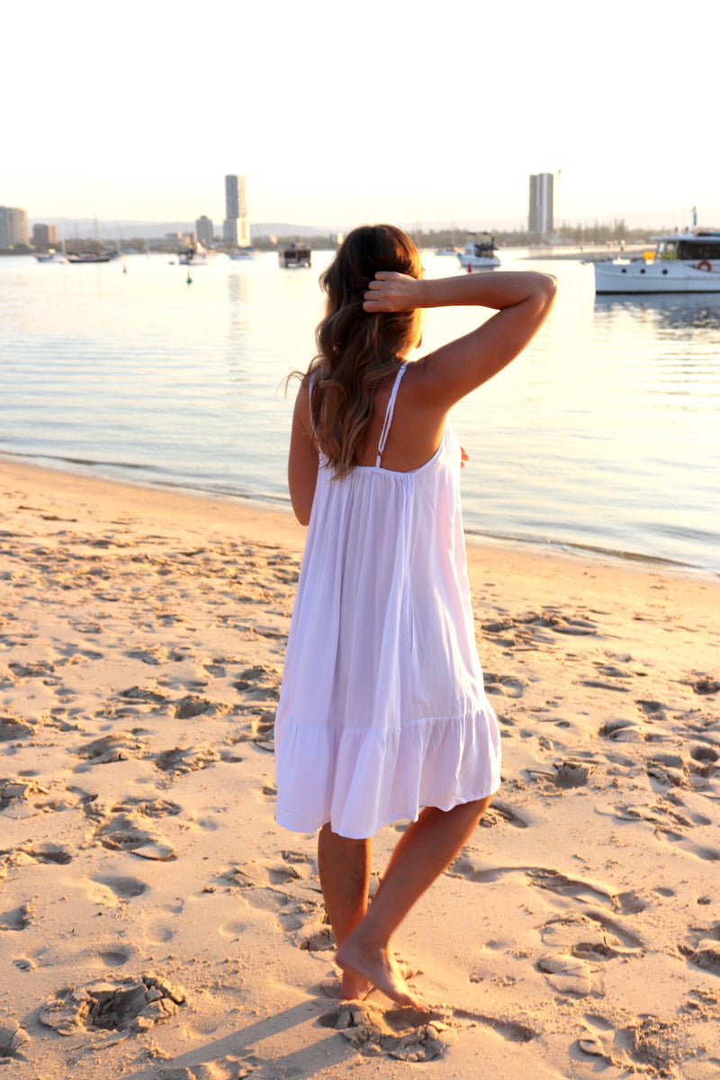 Oasis Dress in White