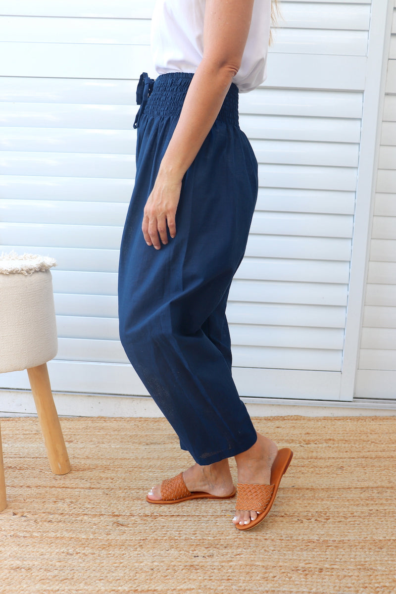 Dream Pant in Cotton Plain Navy