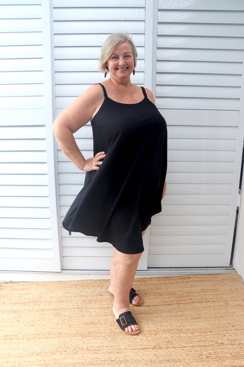 Short Swing Dress In Black