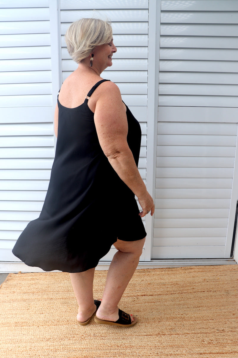 Short Swing Dress In Black