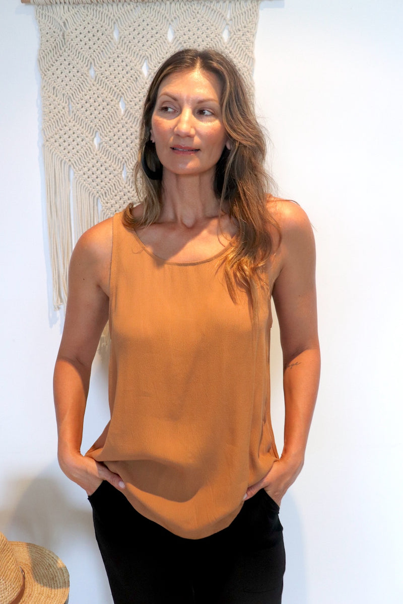 Seabreeze Singlet Top in Cinnamon