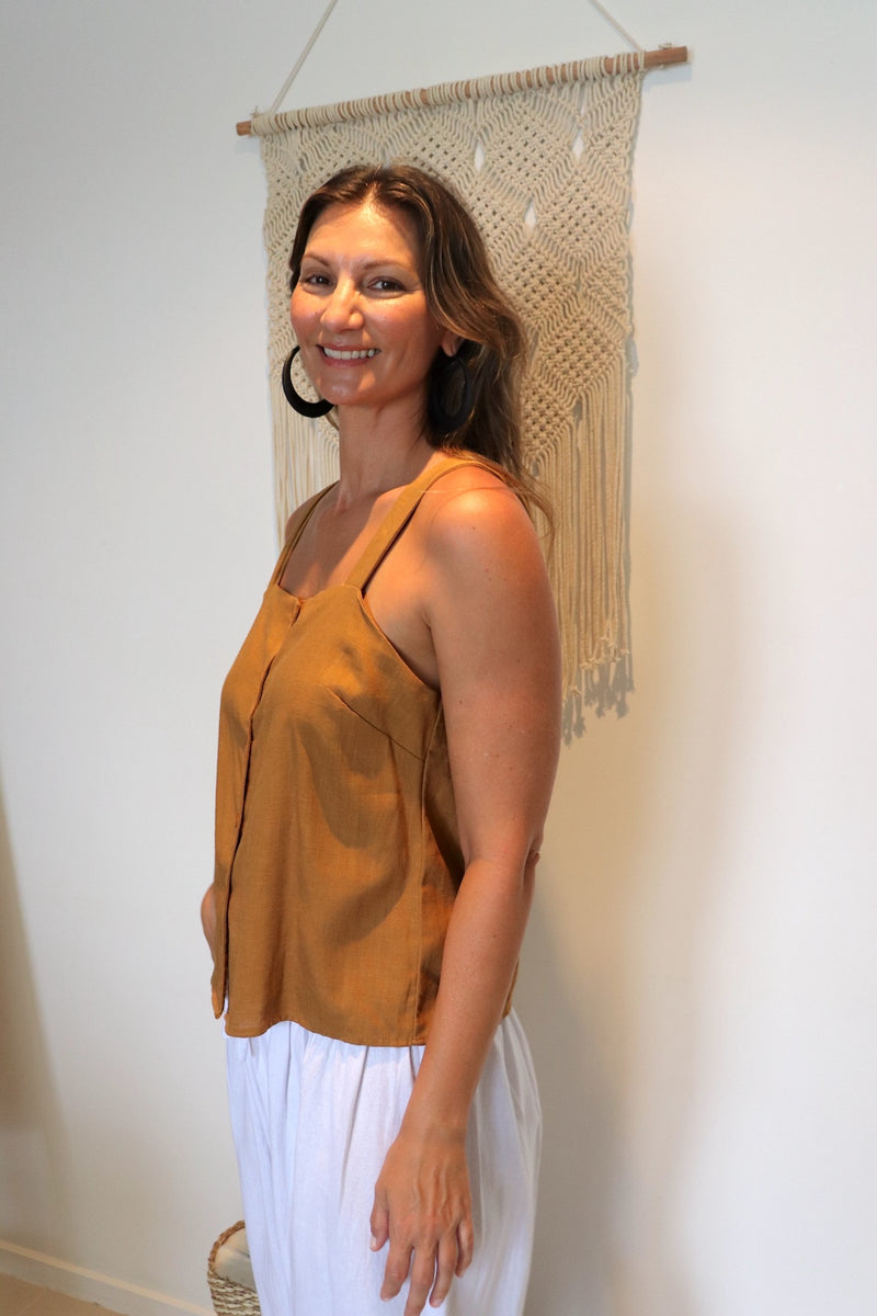 Coastal Linen Blend Cami in Cinnamon