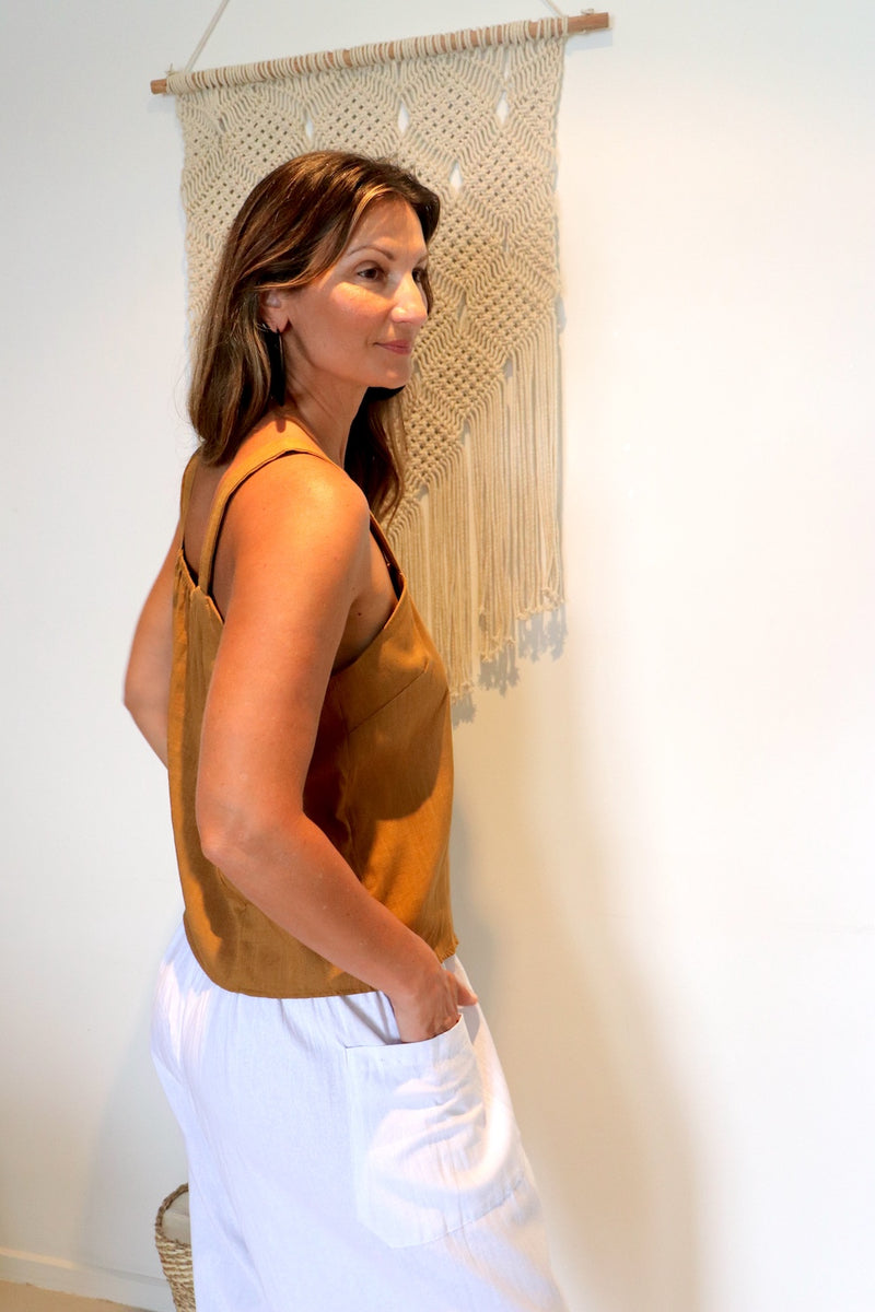 Coastal Linen Blend Cami in Cinnamon