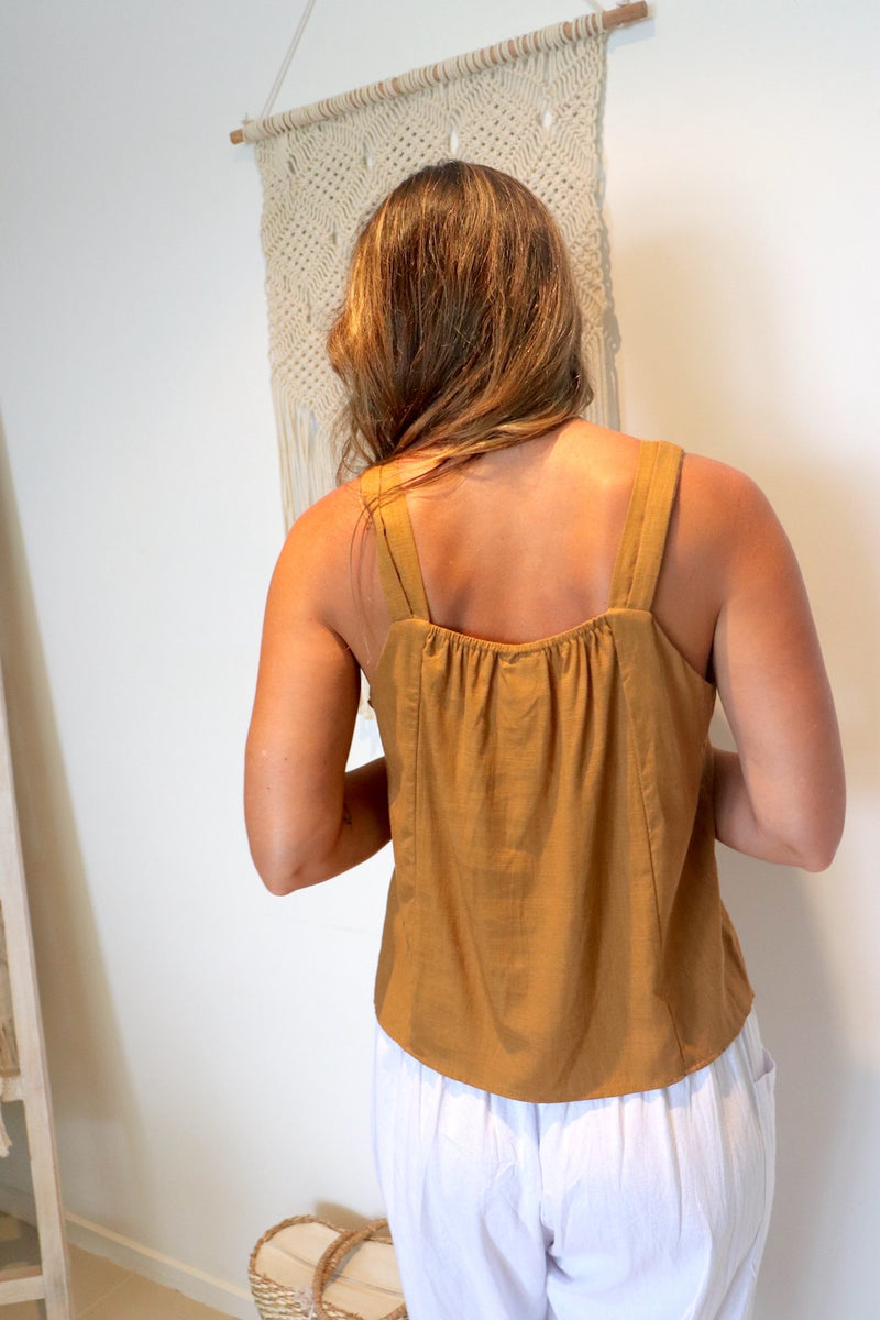 Coastal Linen Blend Cami in Cinnamon