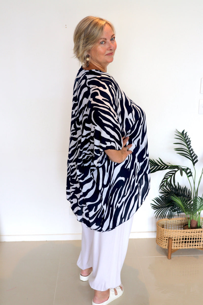 Short Kaftan Ocean Tide in Navy
