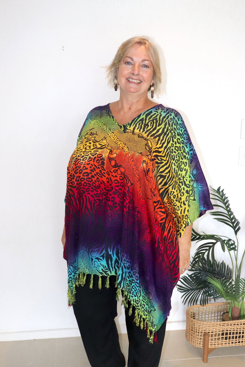 Short Kaftan With Tassels In Rainbow Animal