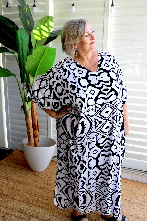 Black & White Long Kaftan