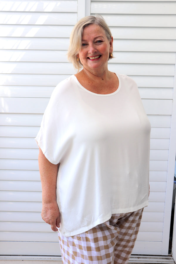 Relaxed Boho One Size Top in White