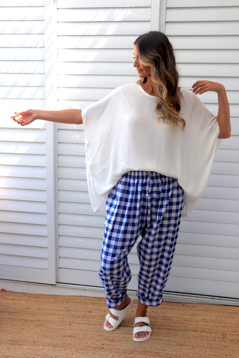 Relaxed Boho One Size Top in White