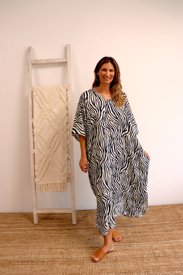 Long Kaftan In Zebra Navy