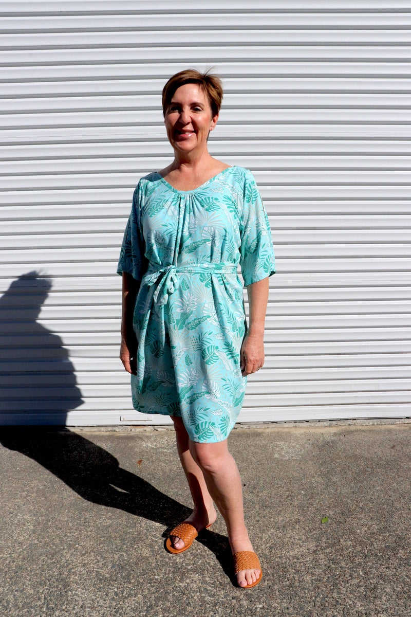 Getaway Short Sleeve Short Dress in Mint Leaf