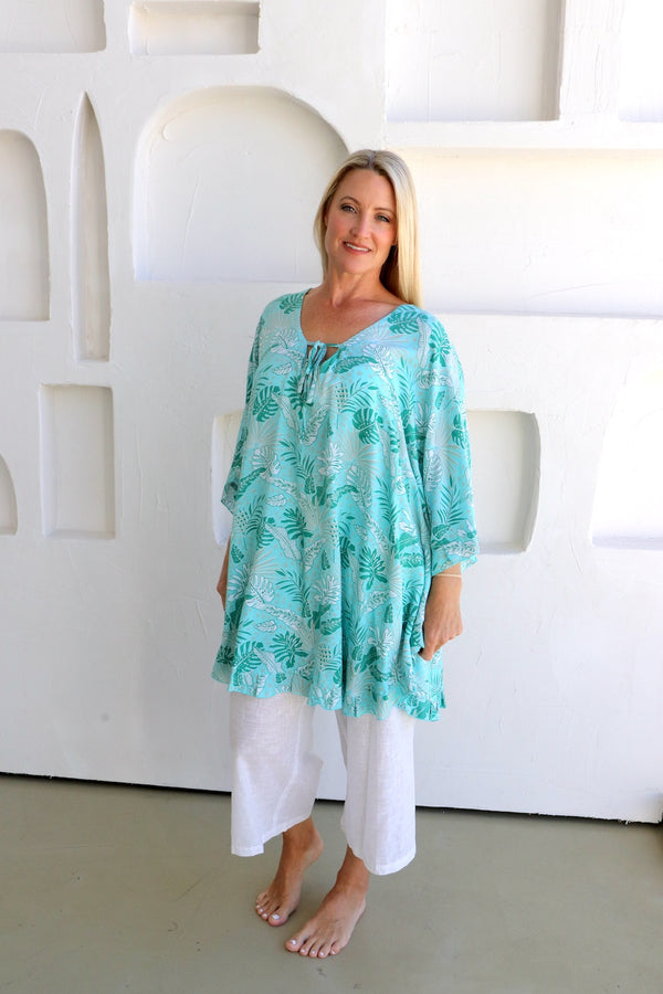 Set Free Batwing Top/Dress In Mint Leaf