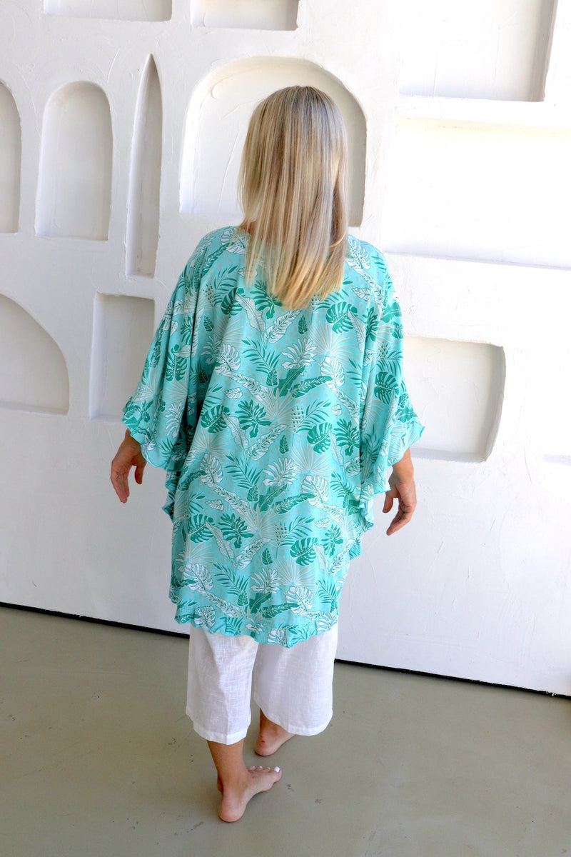 Set Free Batwing Top/Dress In Mint Leaf