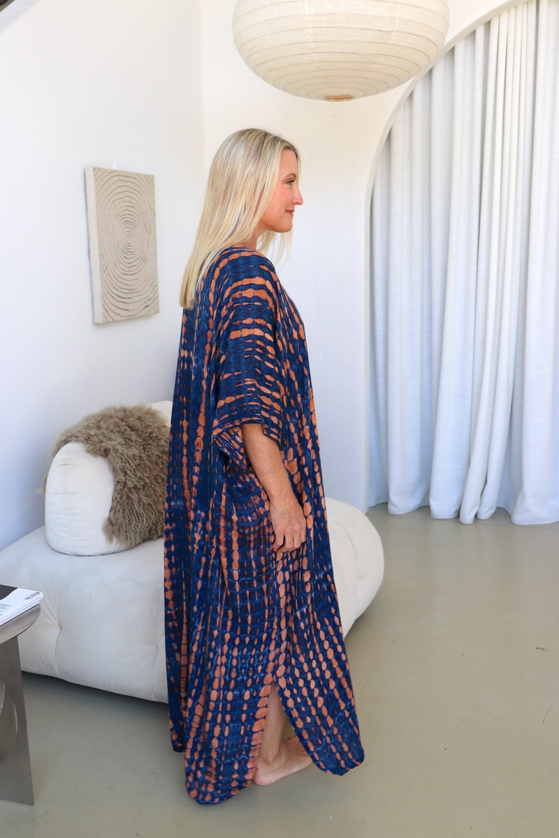Long Kaftan In Choc Navy Tie Dye