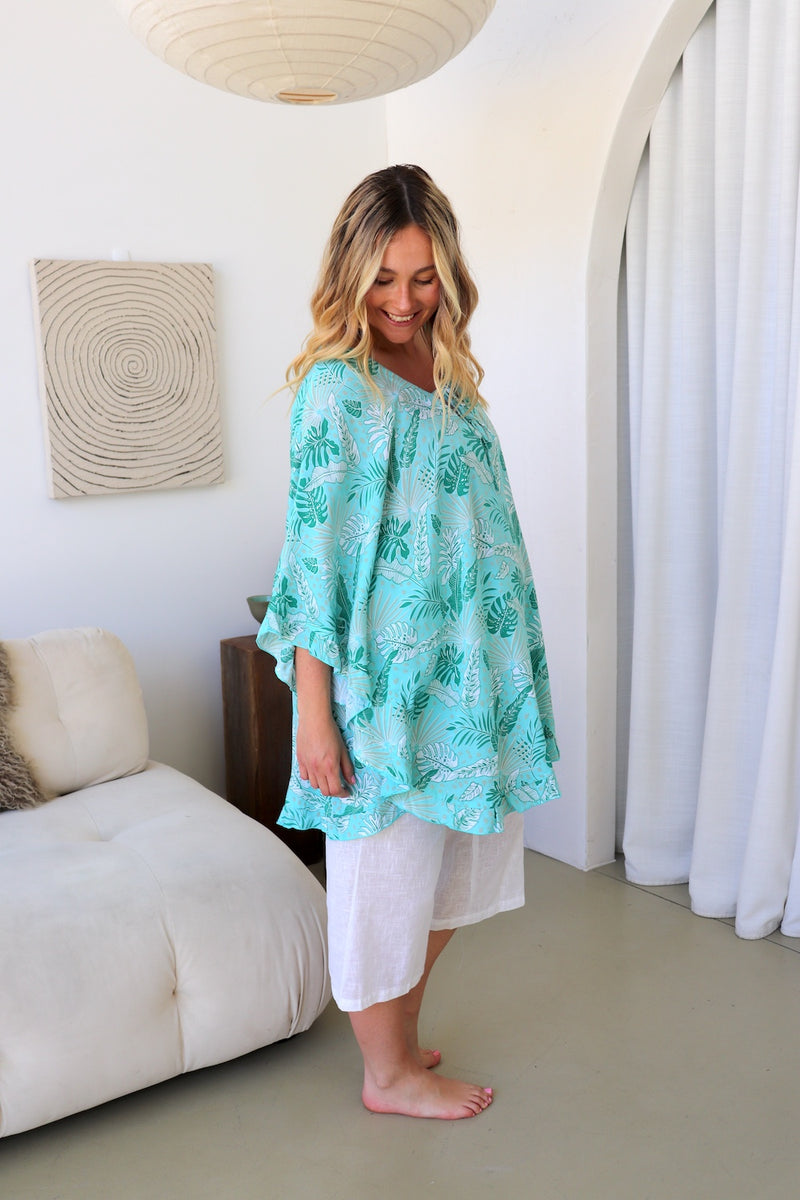 Set Free Batwing Top/Dress In Mint Leaf