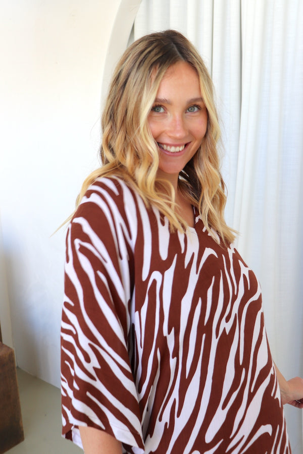 Long Kaftan In Choc Wave