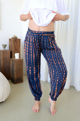Perfect Travel Pant In Choc Navy